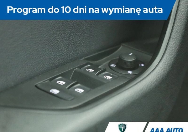 Skoda Superb cena 60000 przebieg: 182105, rok produkcji 2015 z Tarnobrzeg małe 277